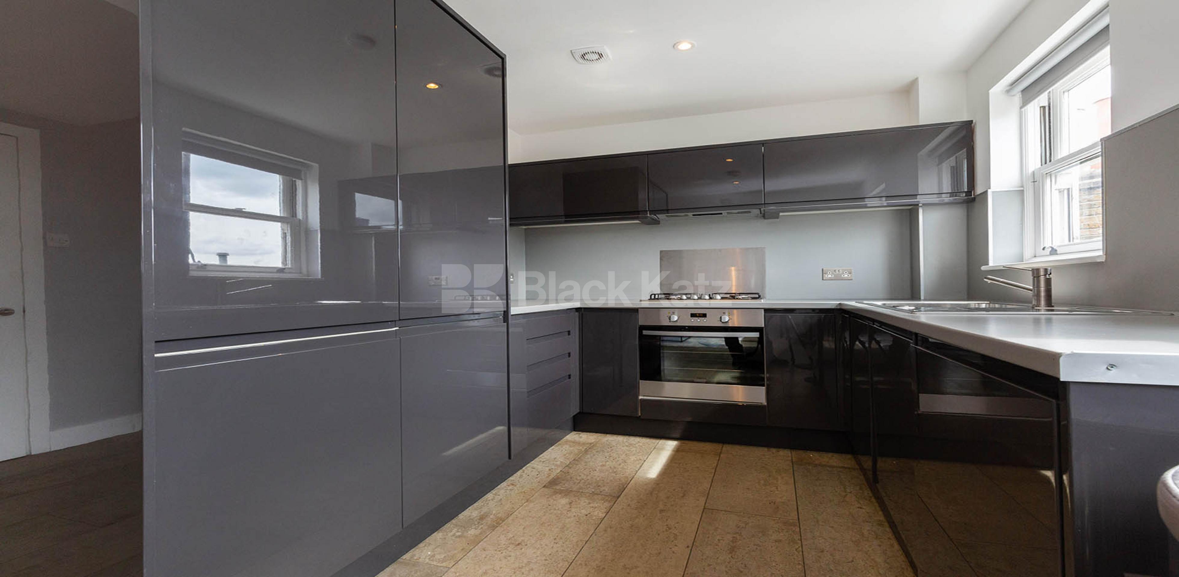 			VIRTUAL TOUR AVAILABLE!, 1 Bedroom, 1 bath, 1 reception Apartment			 TABERNACLE STREET EC2A, OLD STREET - SHOREDITCH - LIVERPOOL STREET EC2A